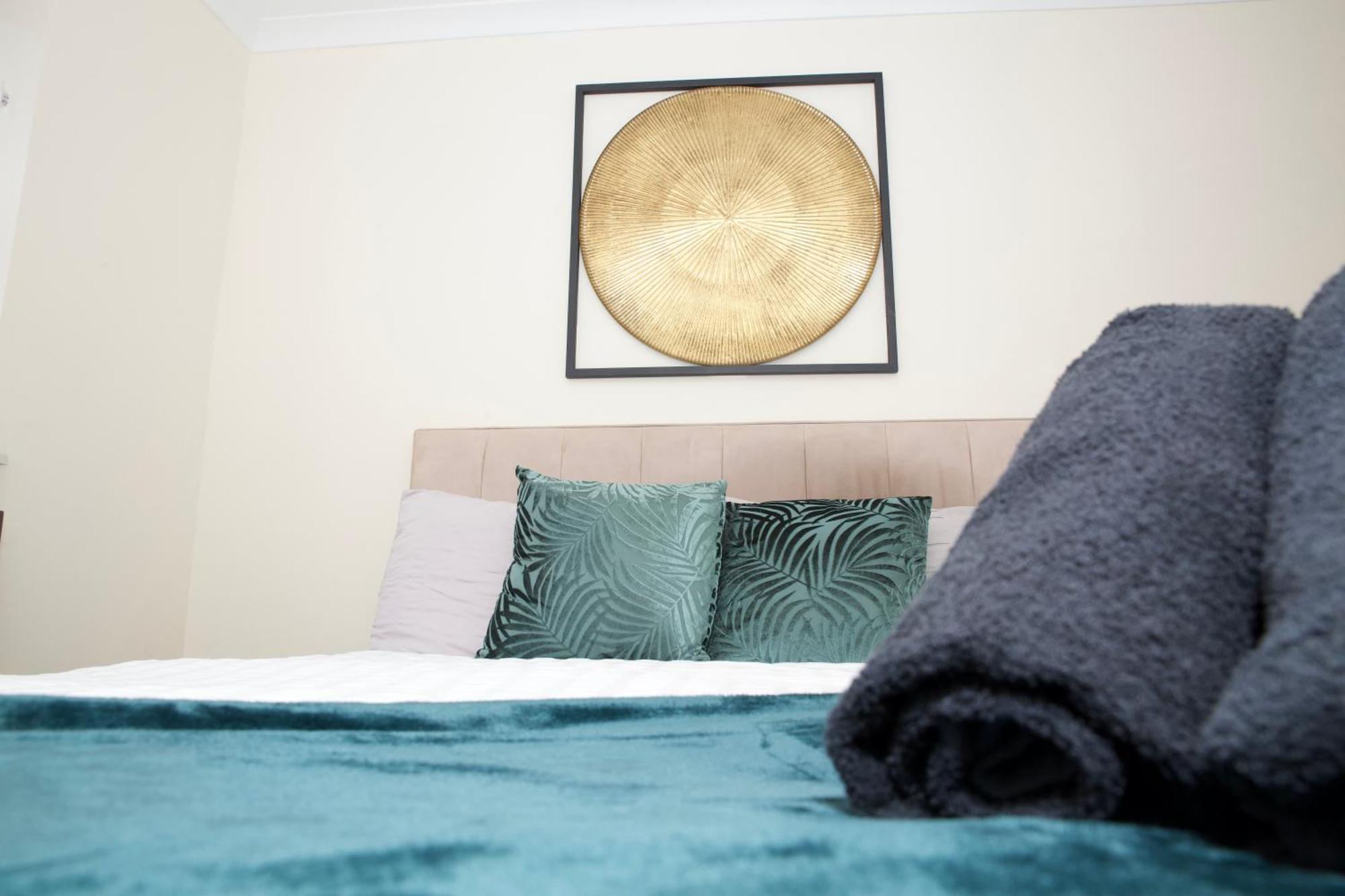 Spacious Modern 2 Bed Flat In City Centre Reading Esterno foto
